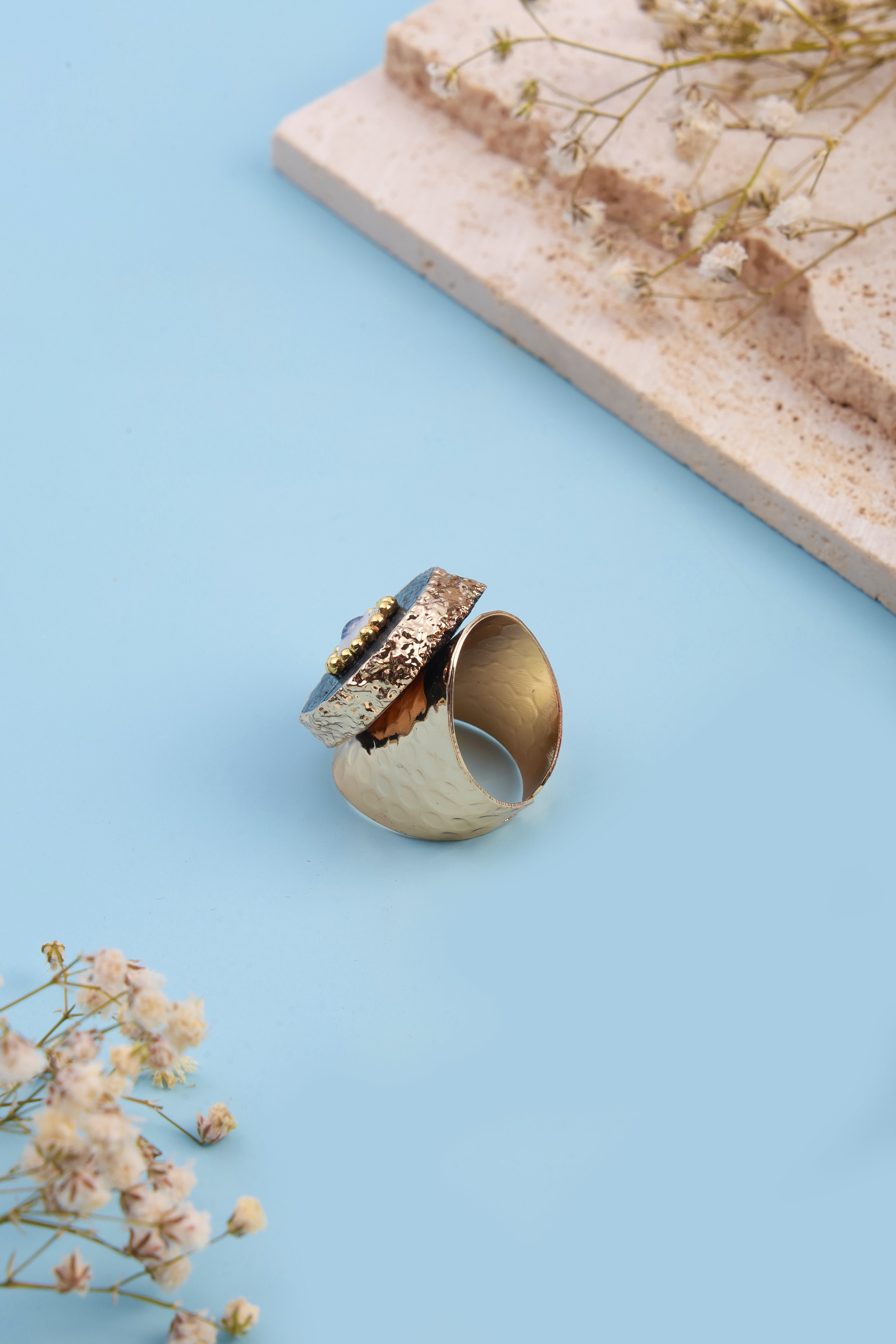 Eyedra Black Ring