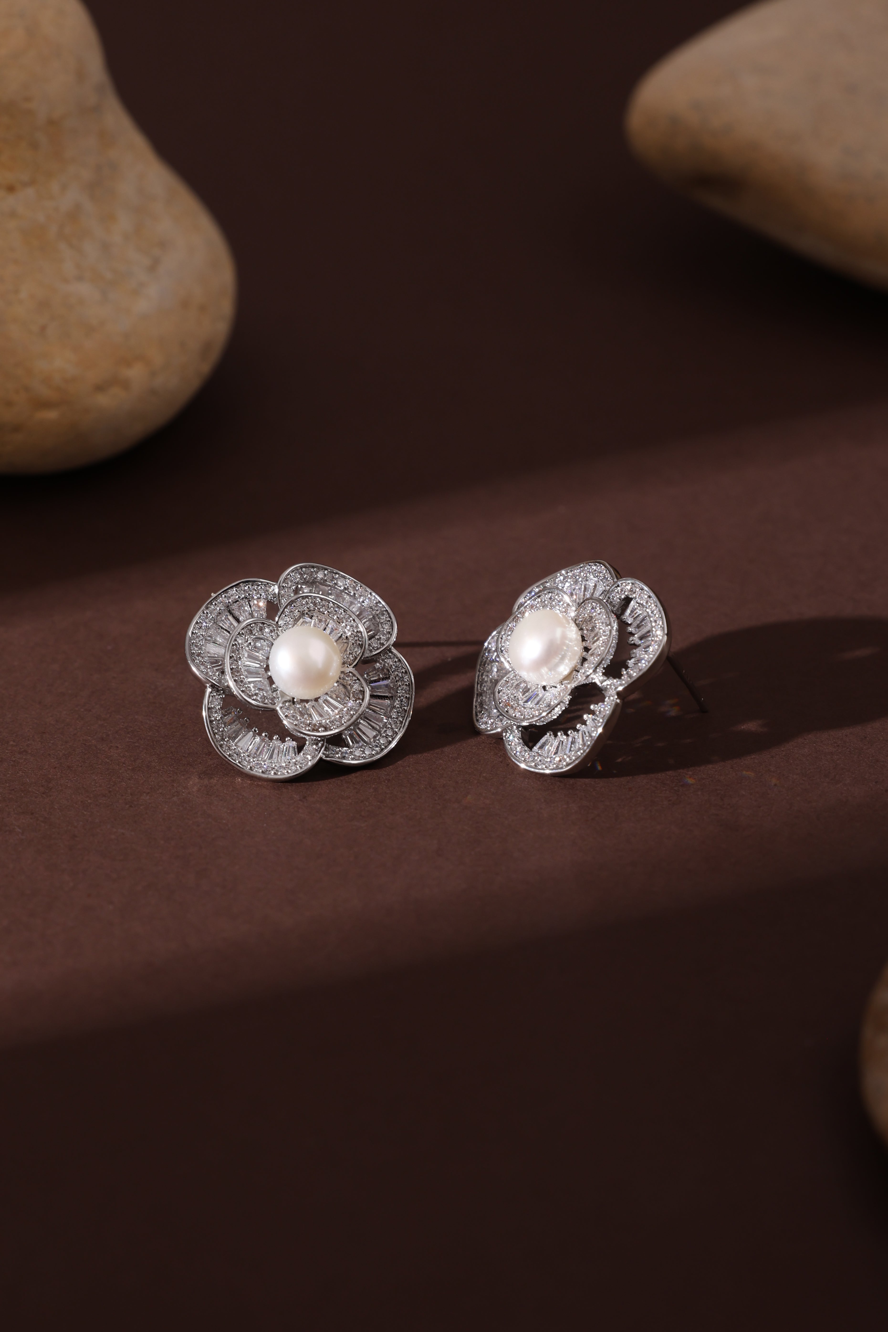 Fiora Studs