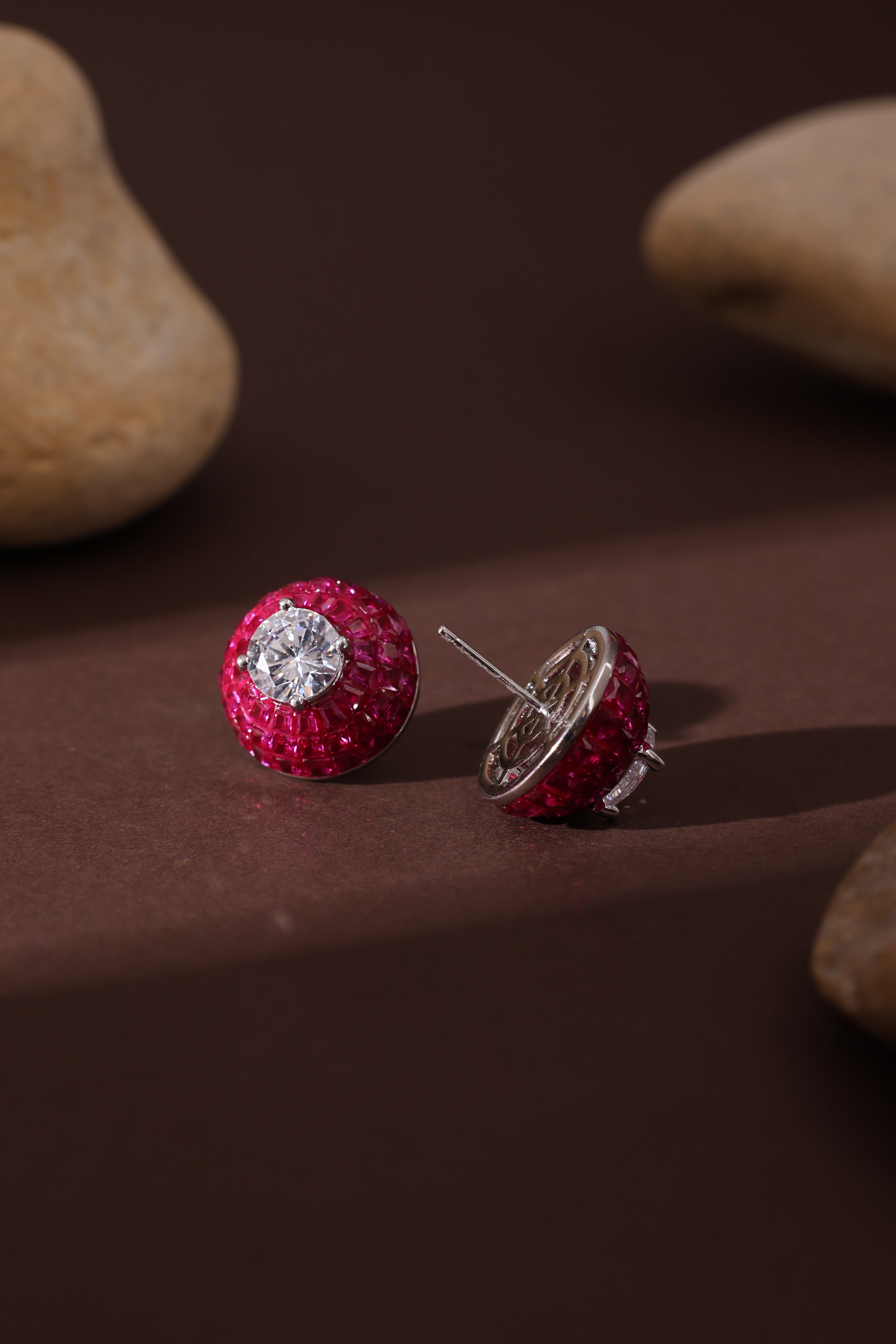 Liora Studs