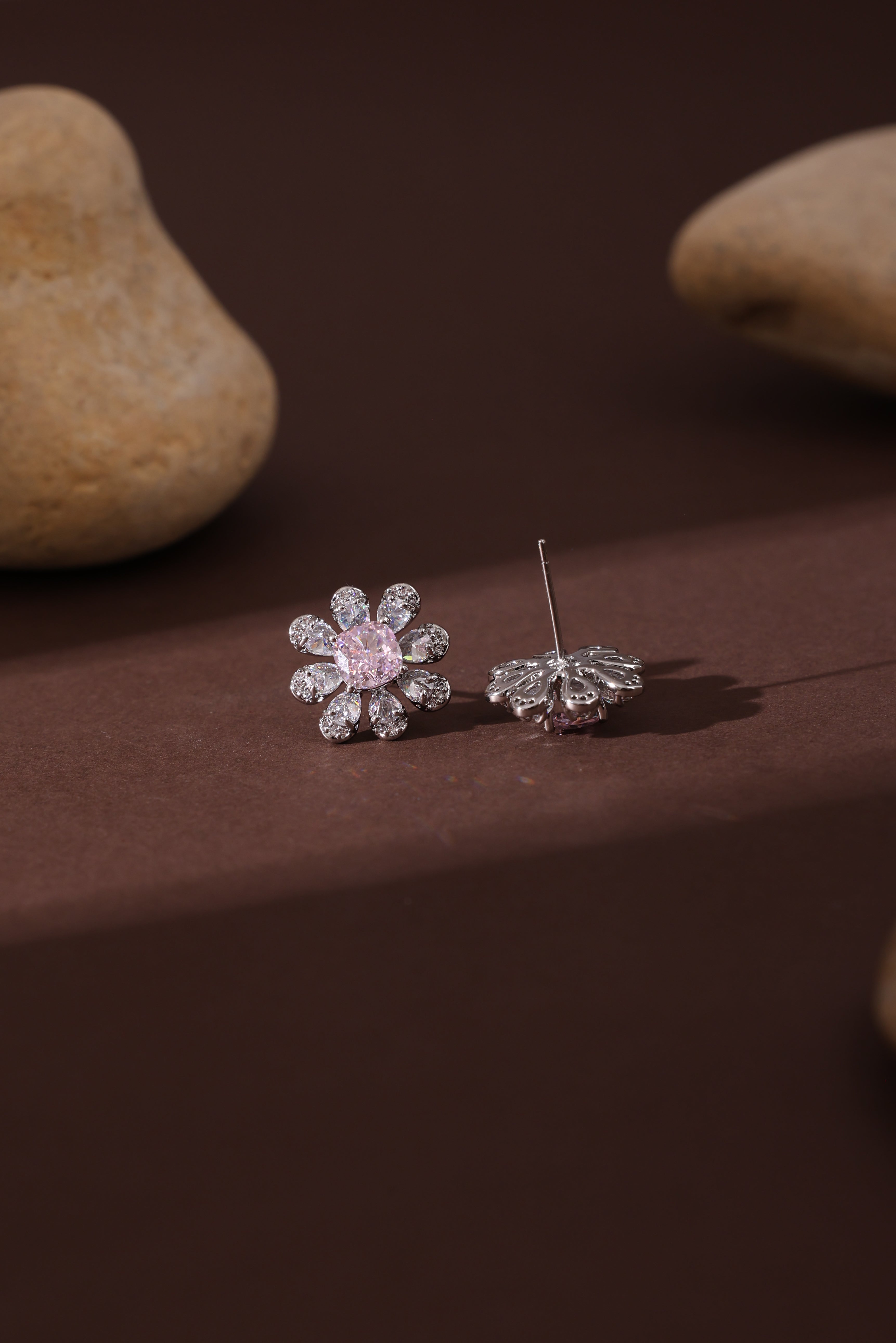 Sylvette Studs