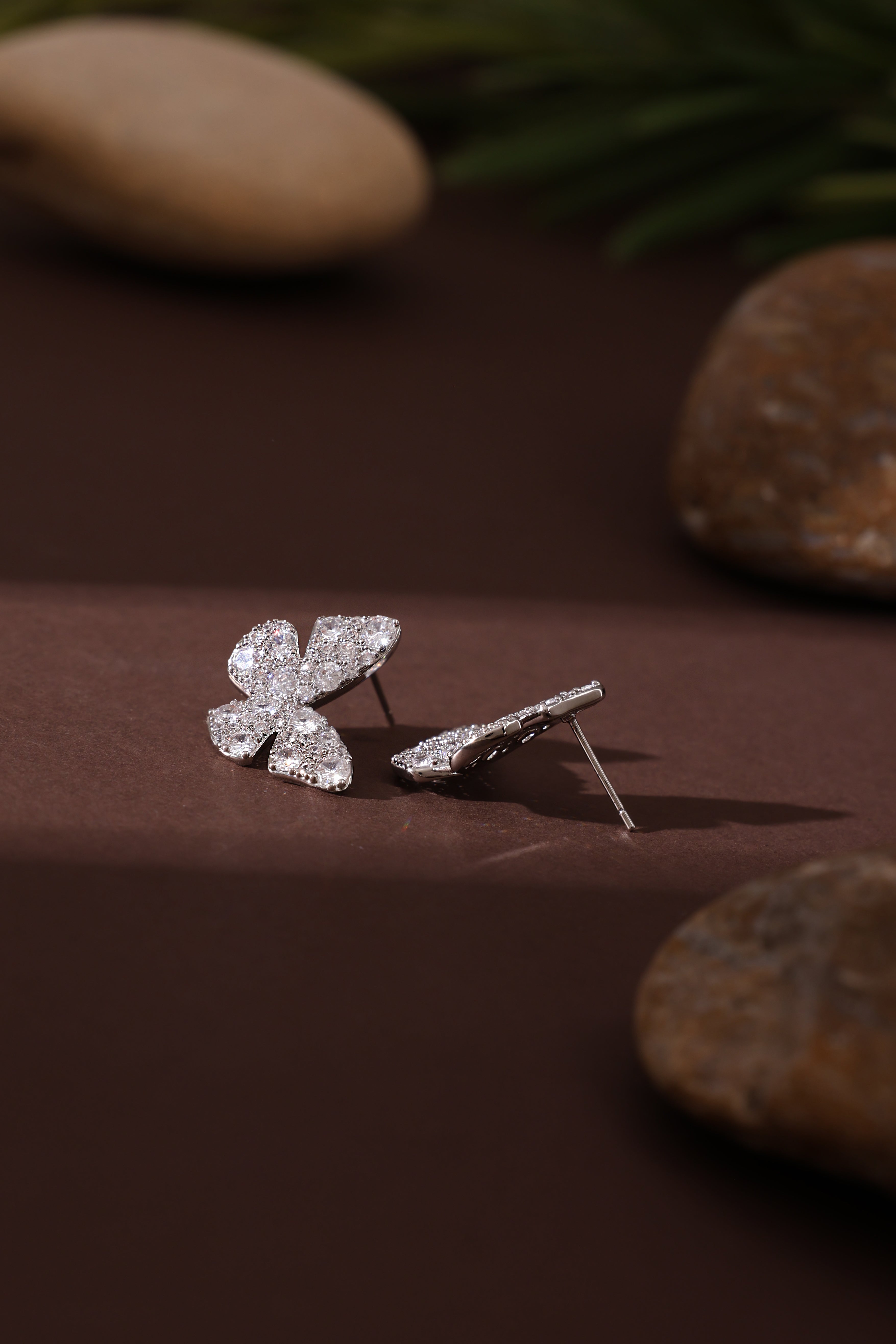 Maristelle Studs