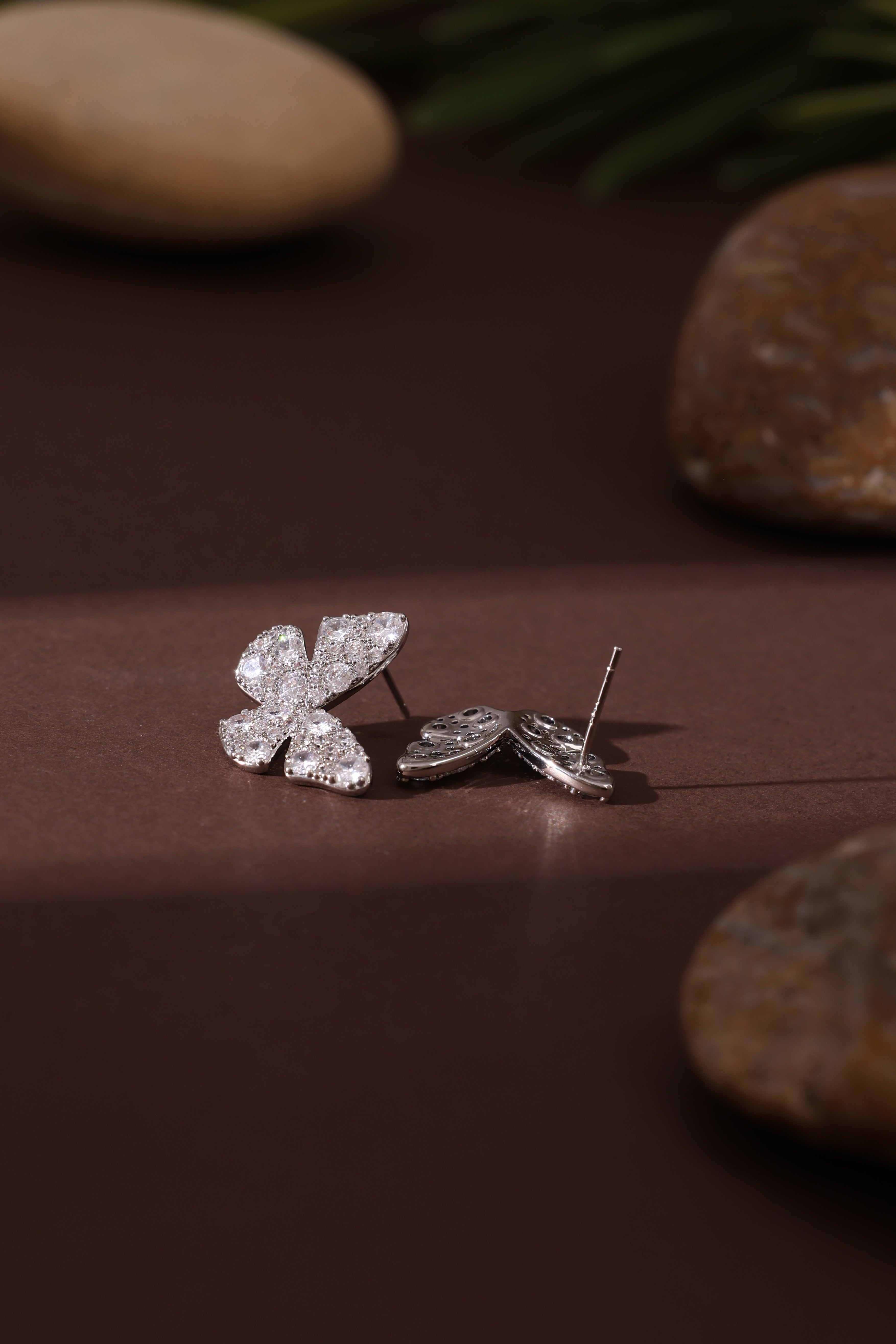 Maristelle Studs