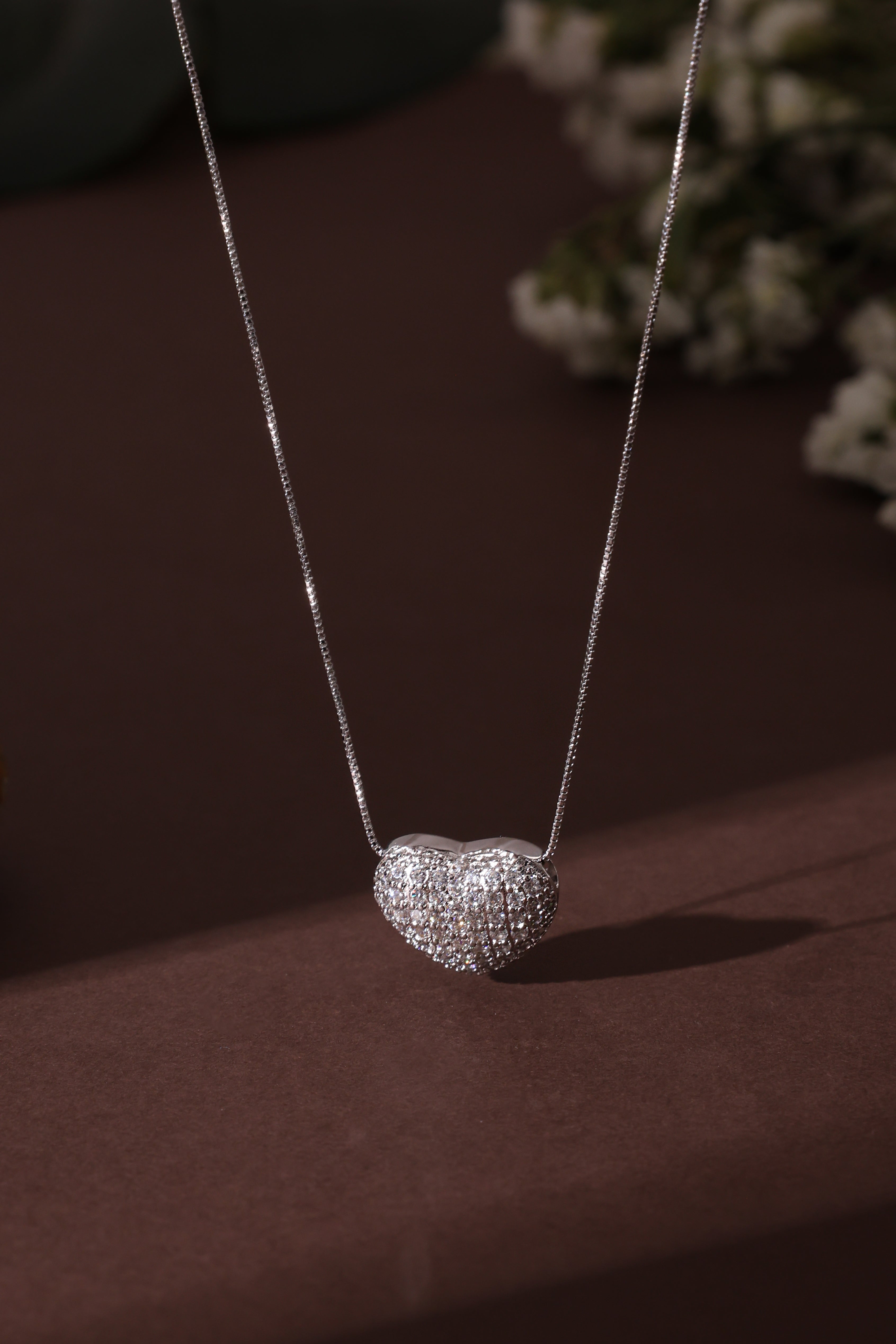 Velmora Neckchain