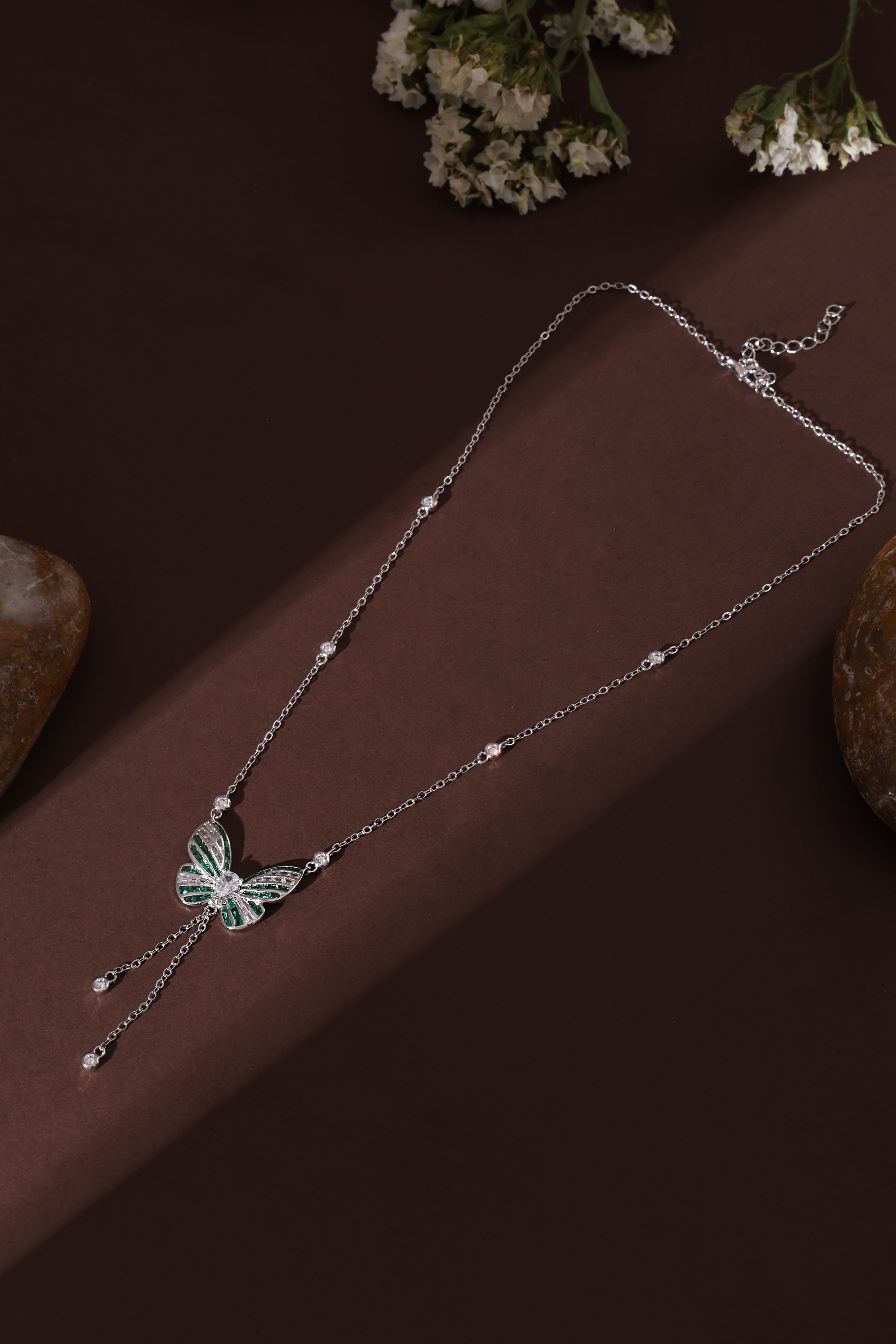 Zayelle Neckchain