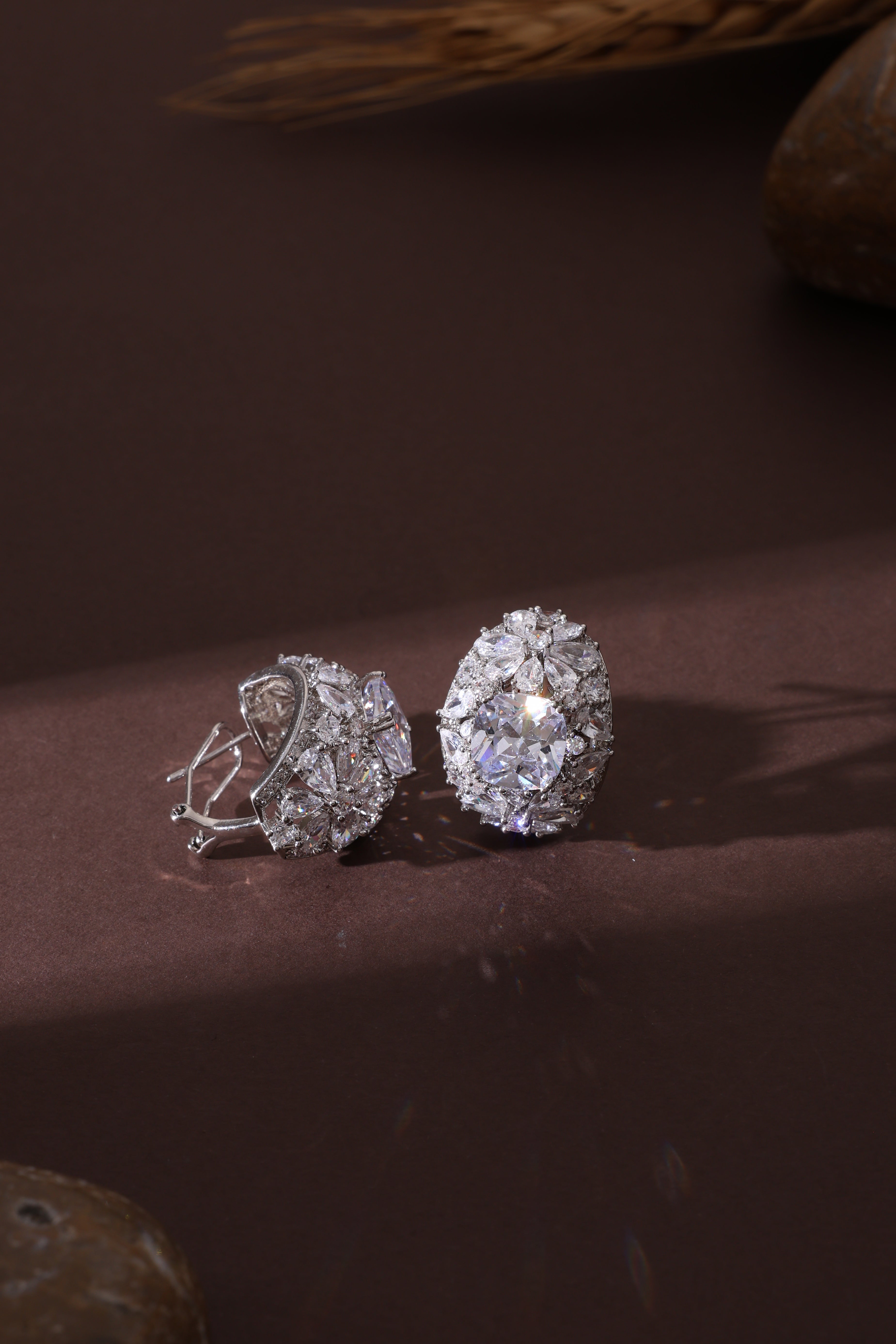 Lucia Studs