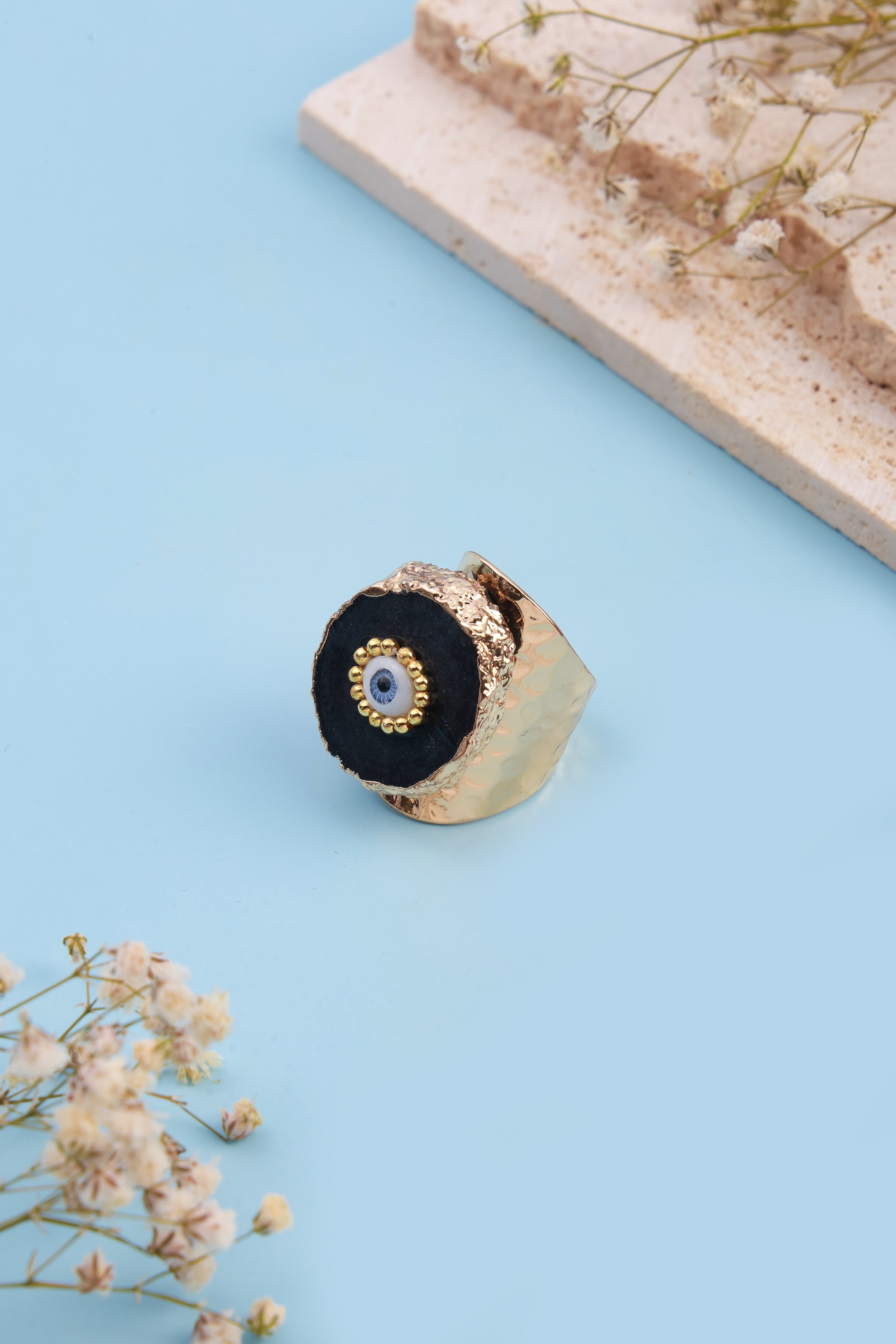 Eyedra Black Ring