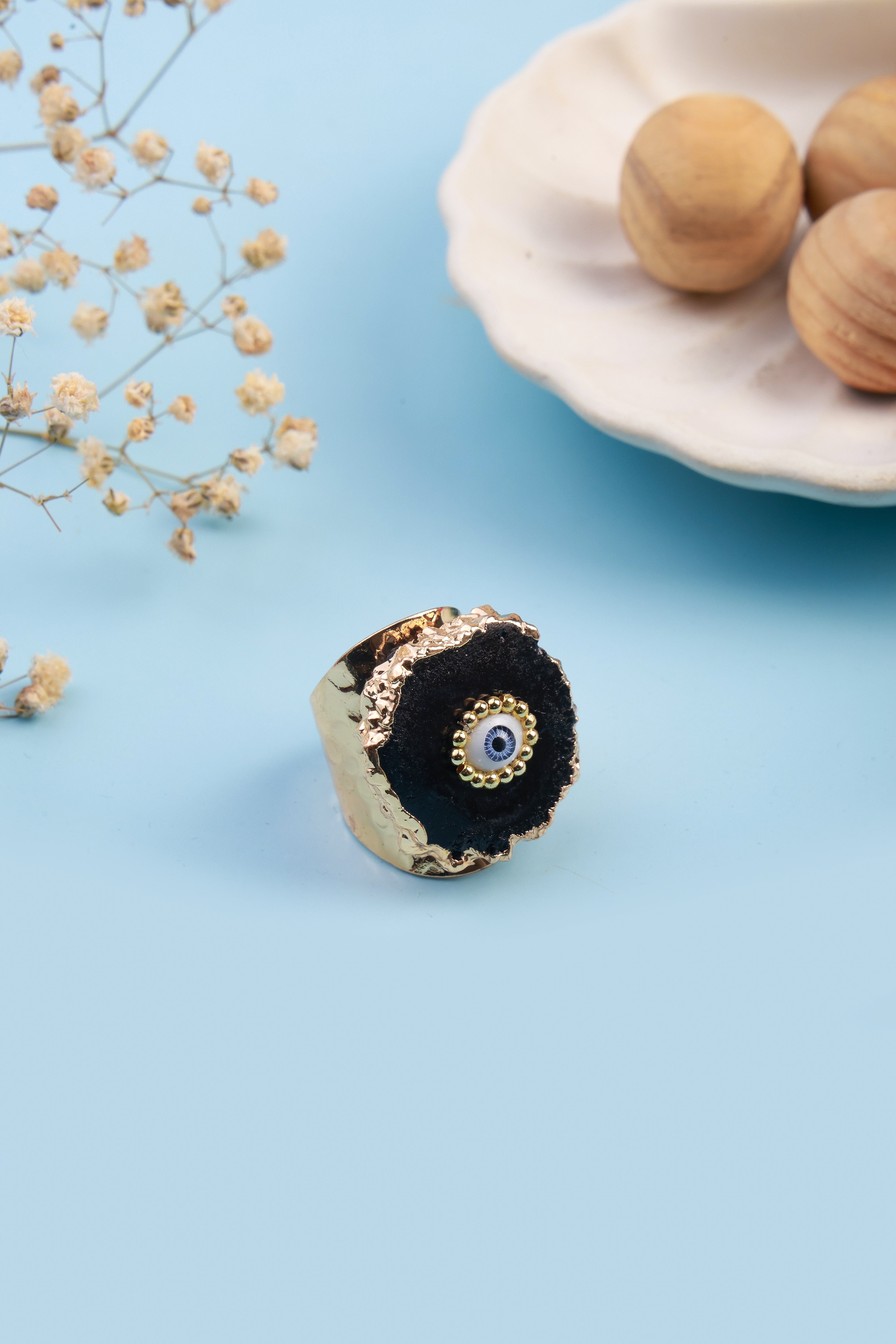 Eyora Black Ring