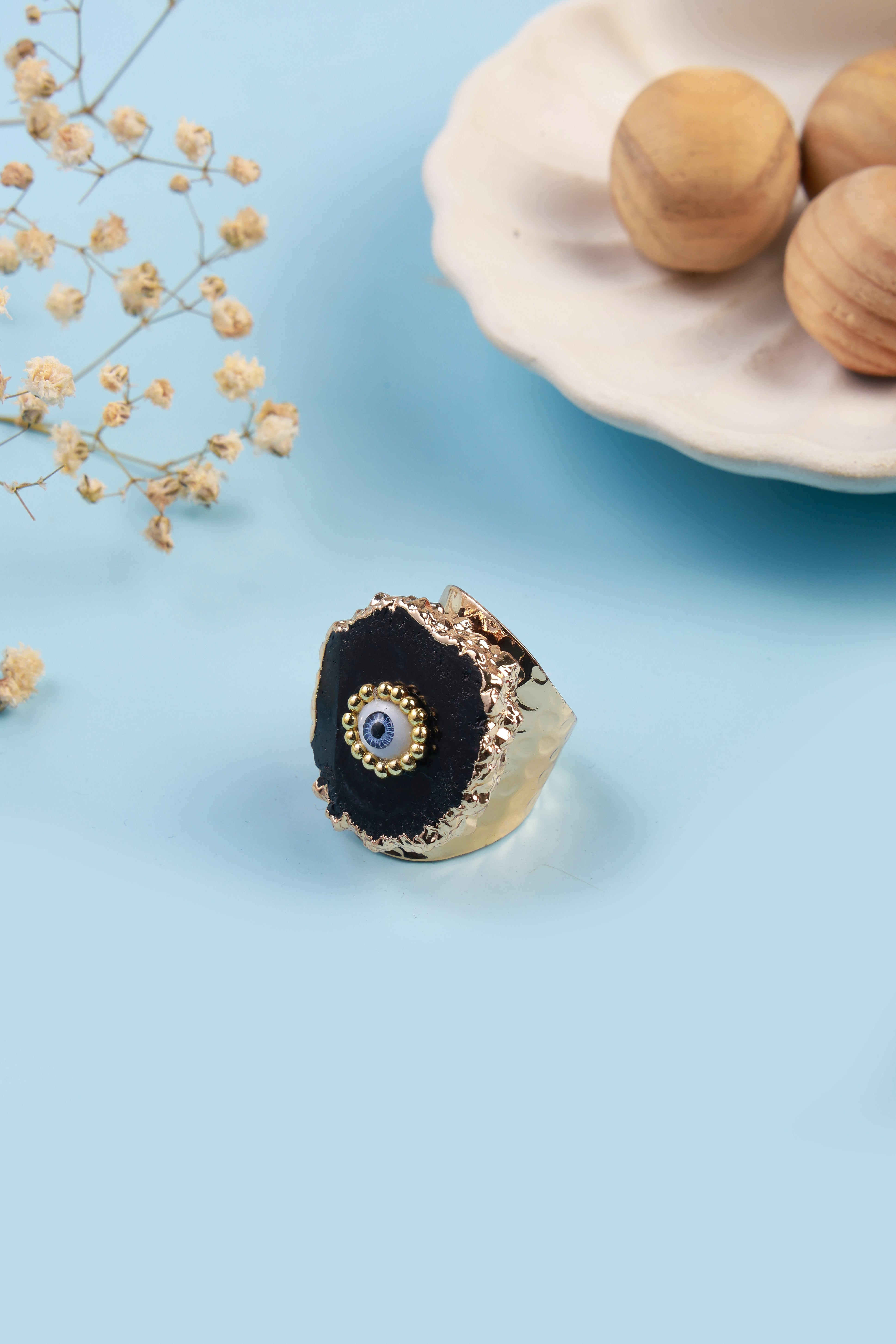 Eyora Black Ring