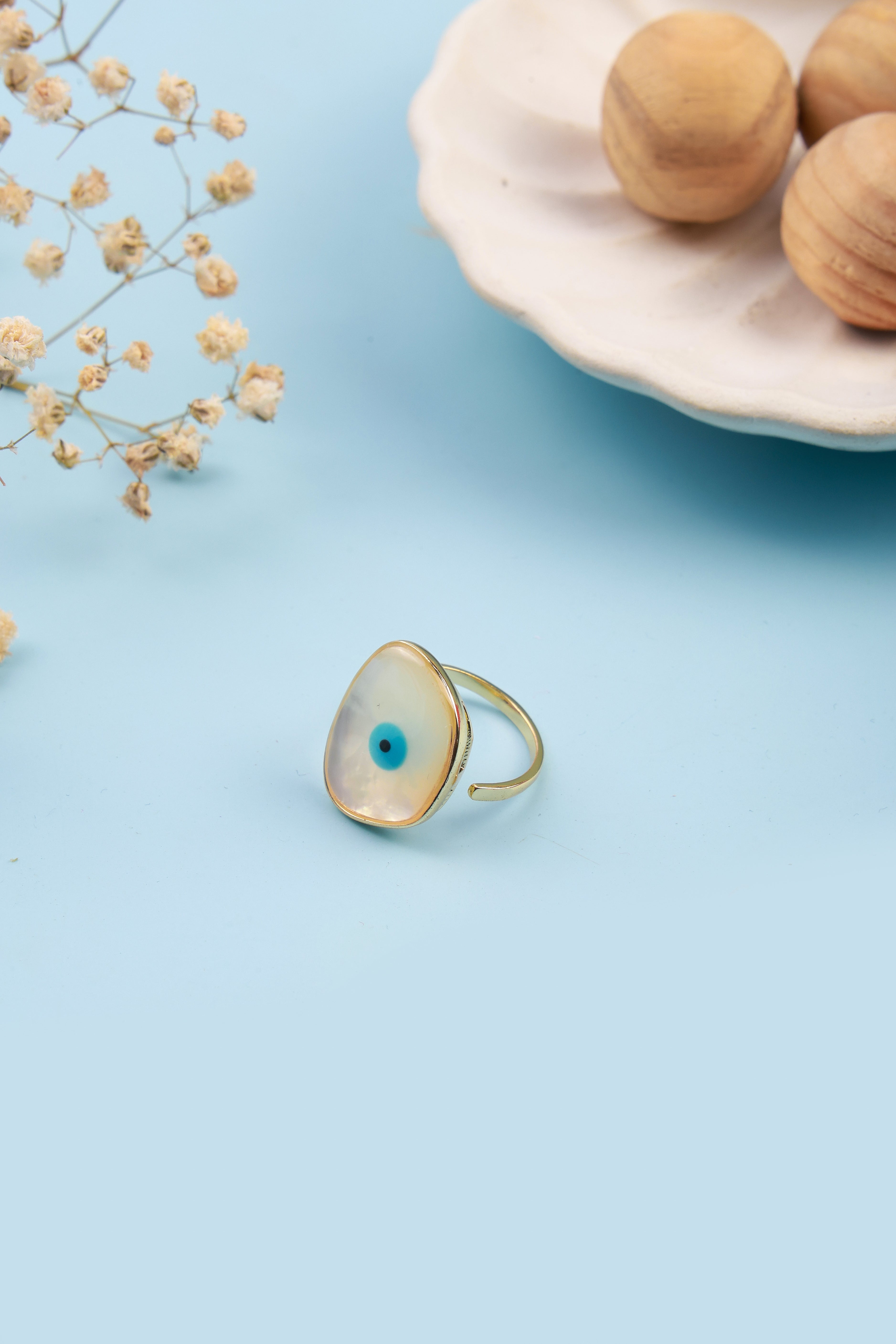 Eviluxe Ring