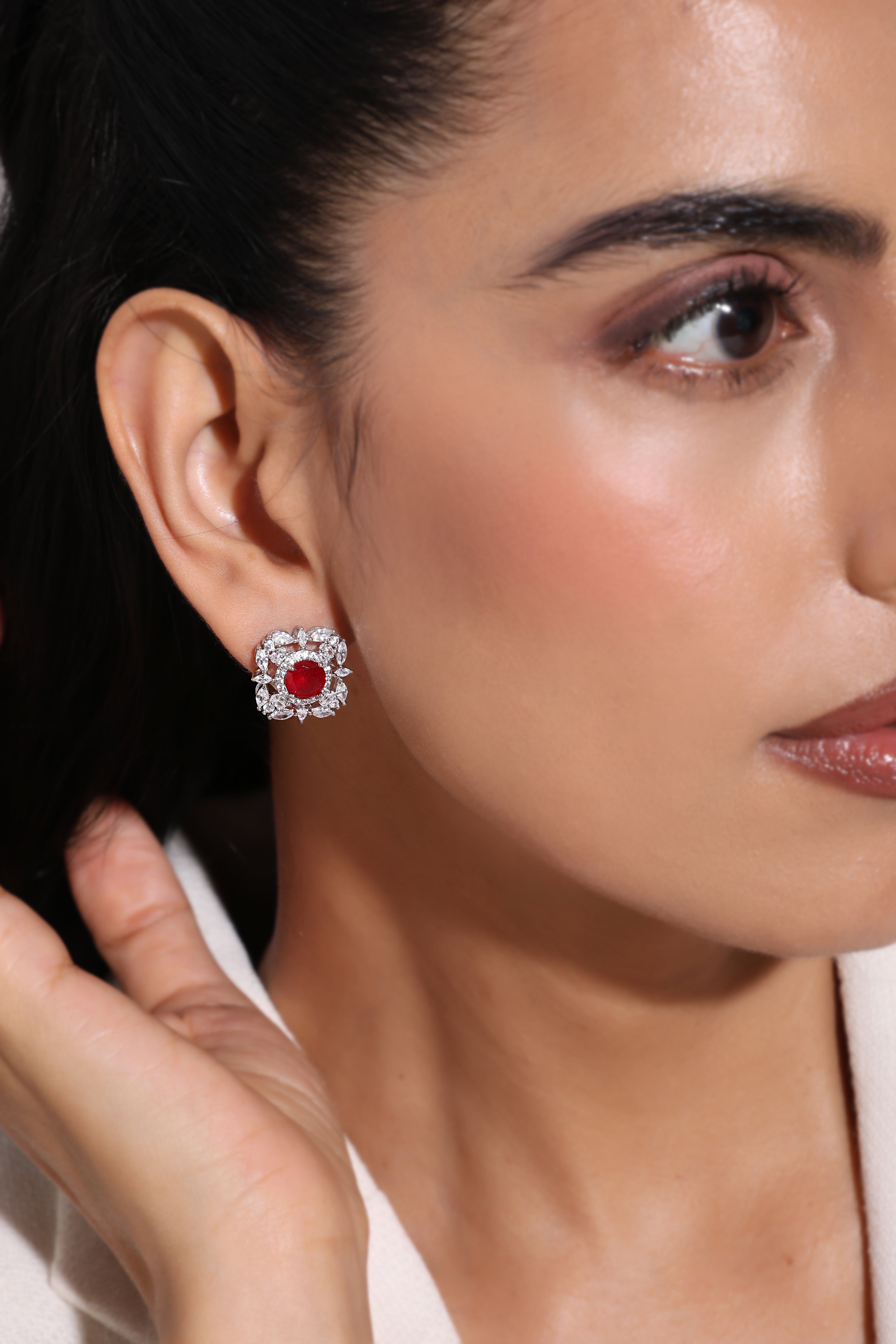 Elaraine Studs