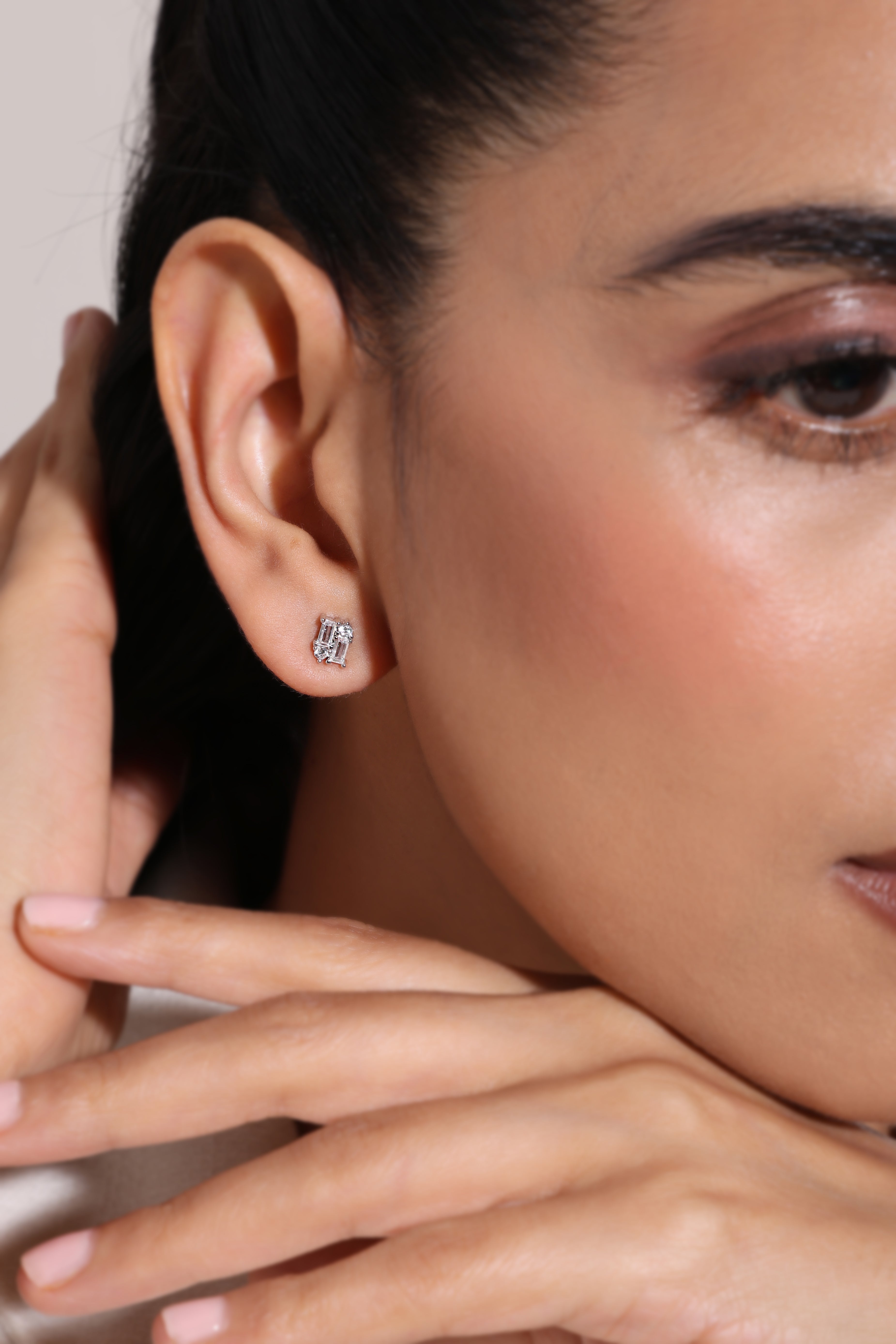 Novamira Studs