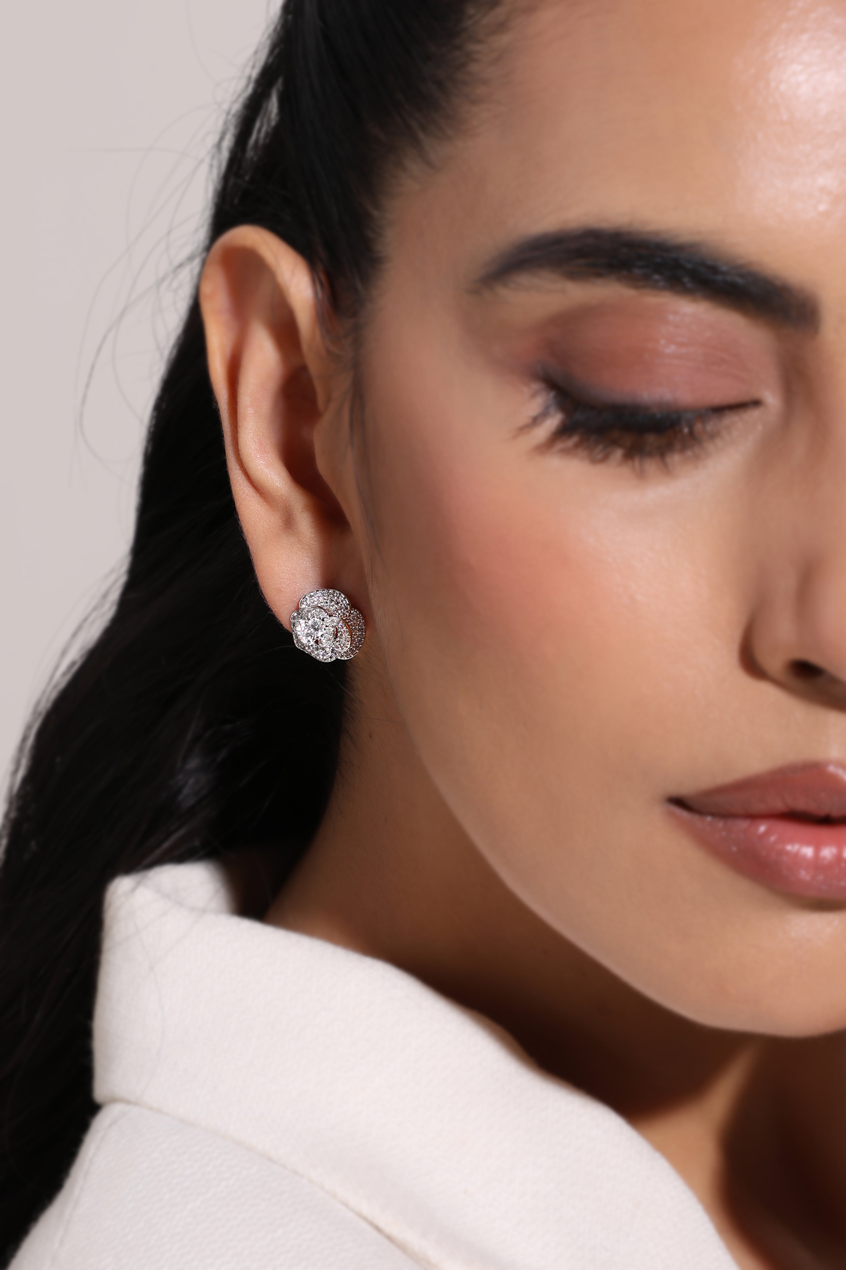 Novelle Studs