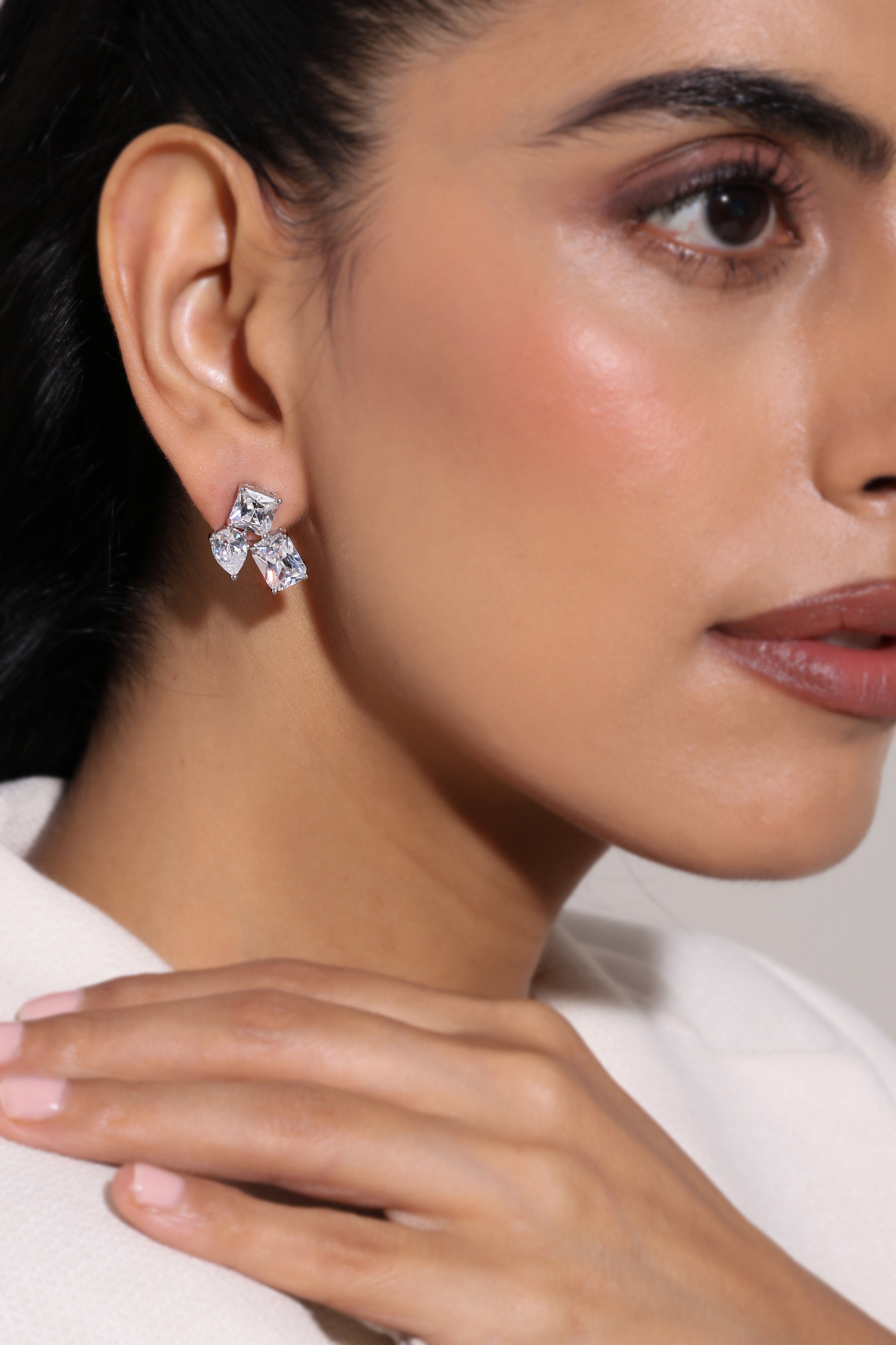 Solenne Studs
