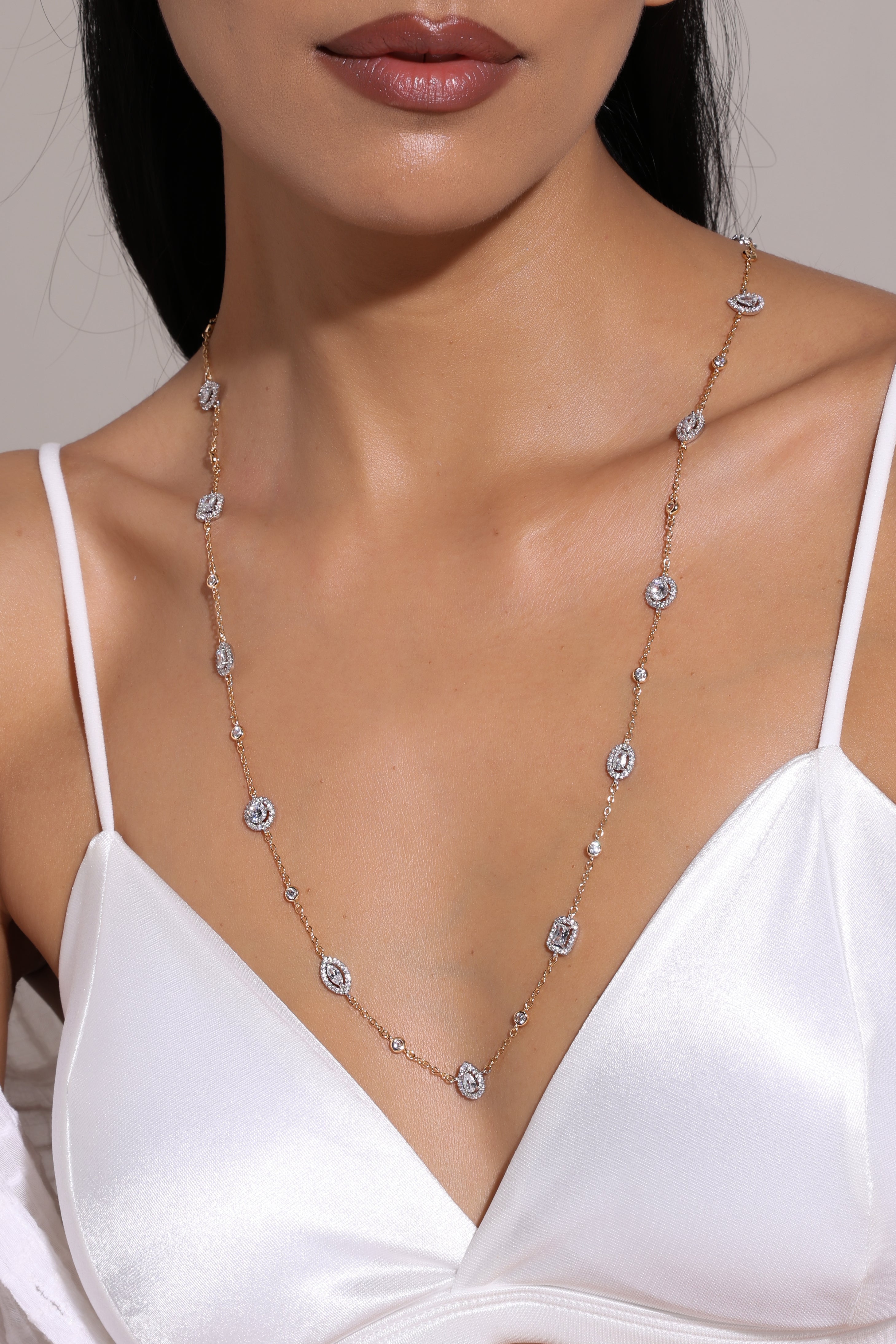 Nyzora Neckchain