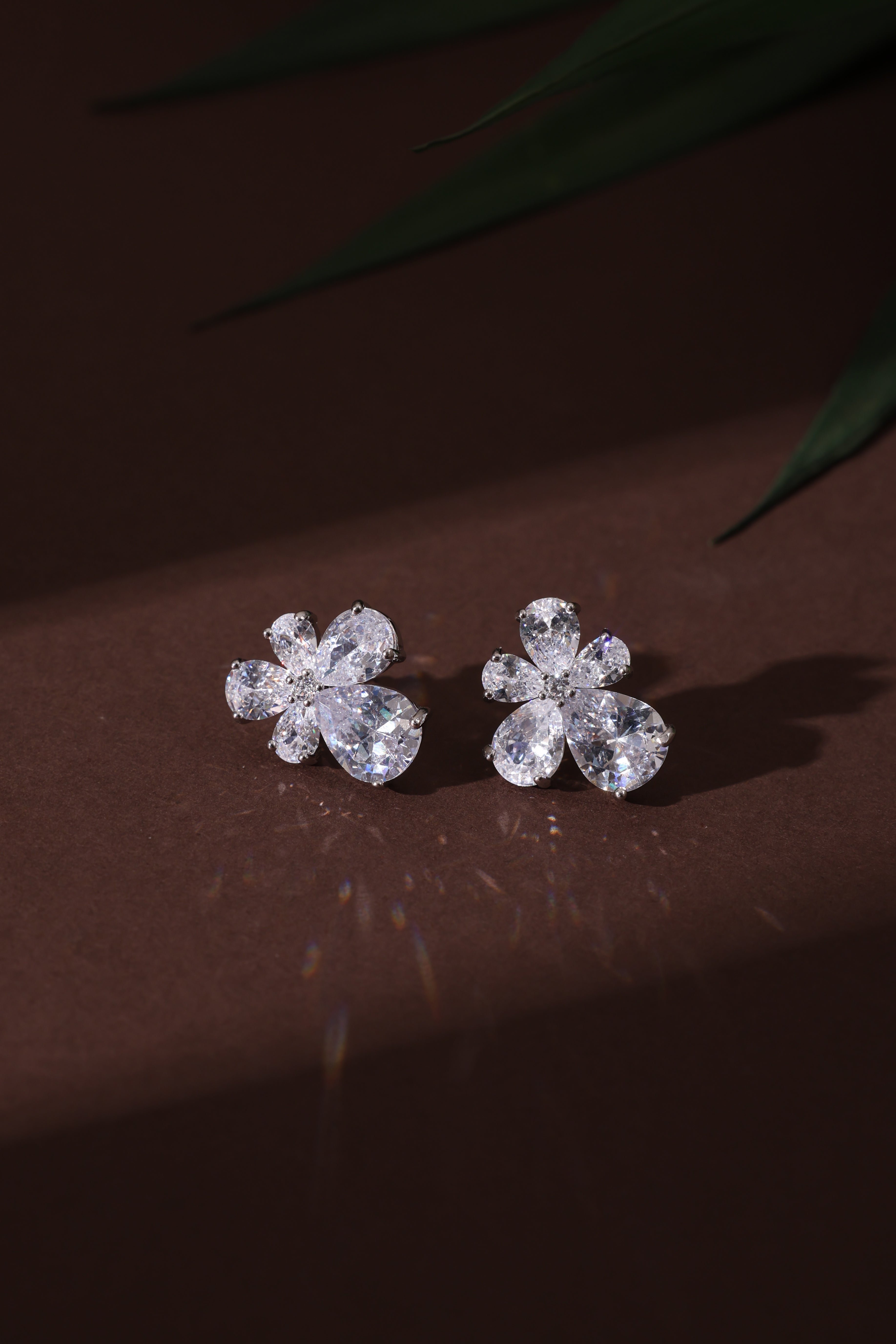 Veloura Studs