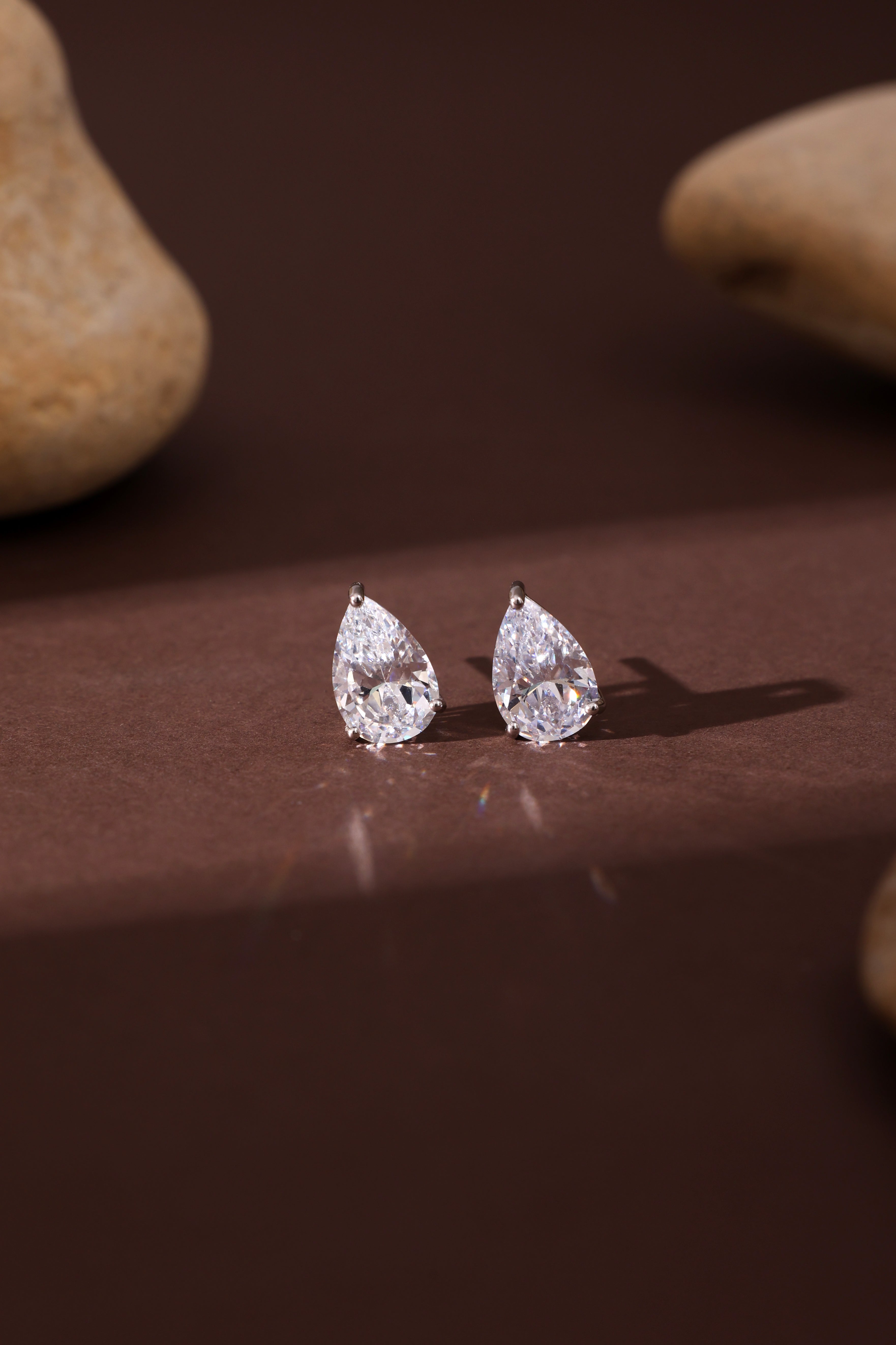 Estelle Studs