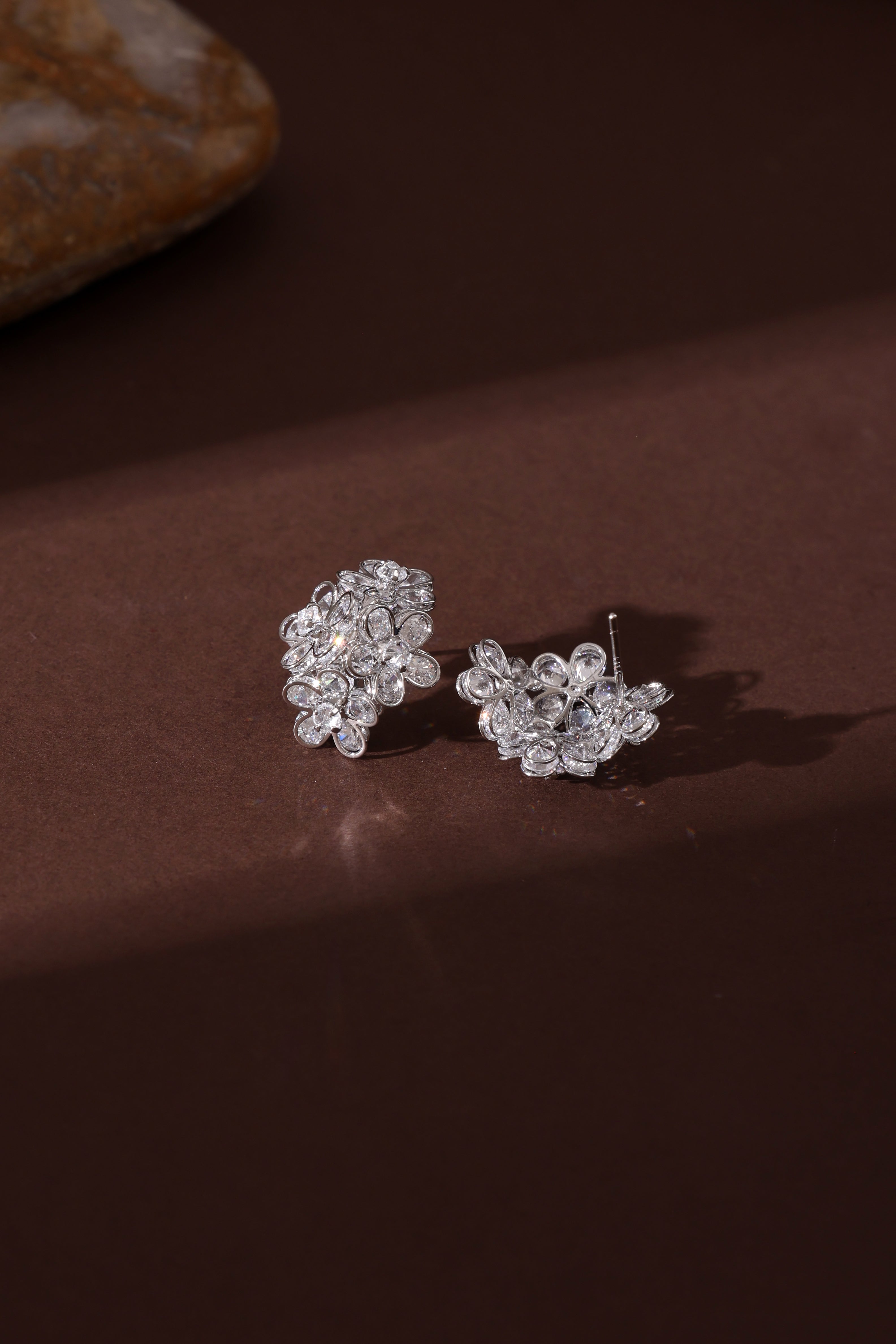 Miranovaq Studs