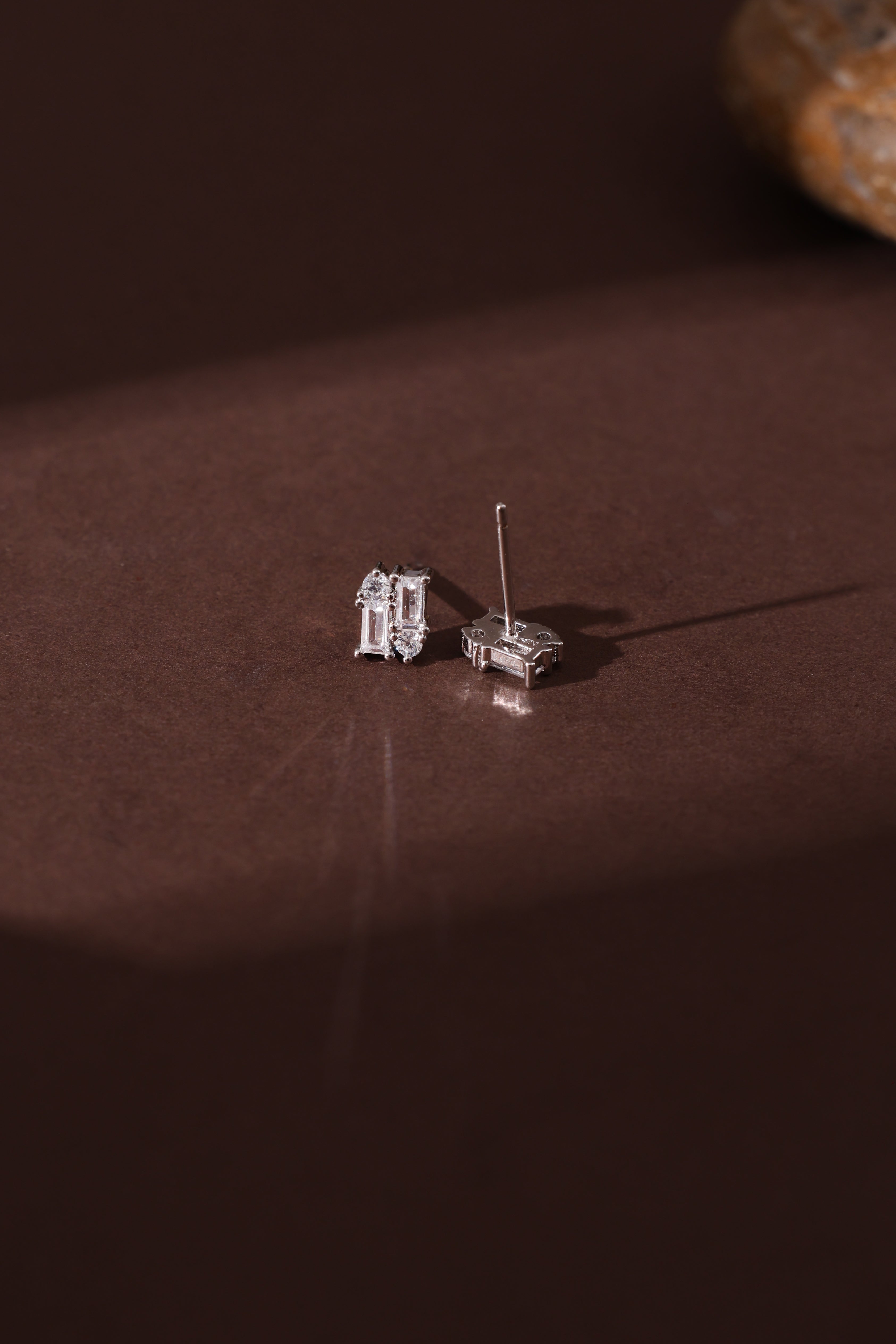 Novamira Studs