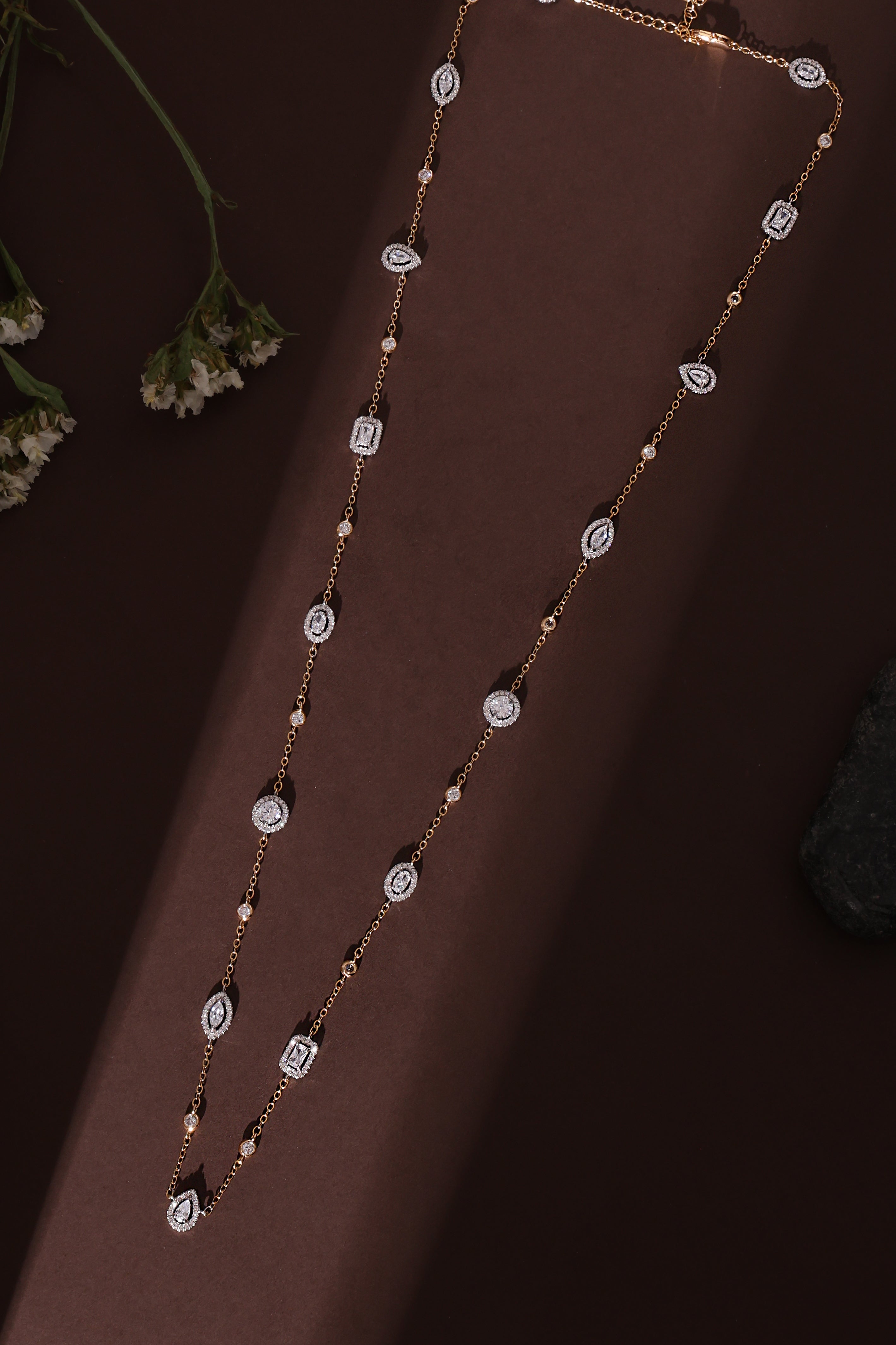 Nyzora Neckchain