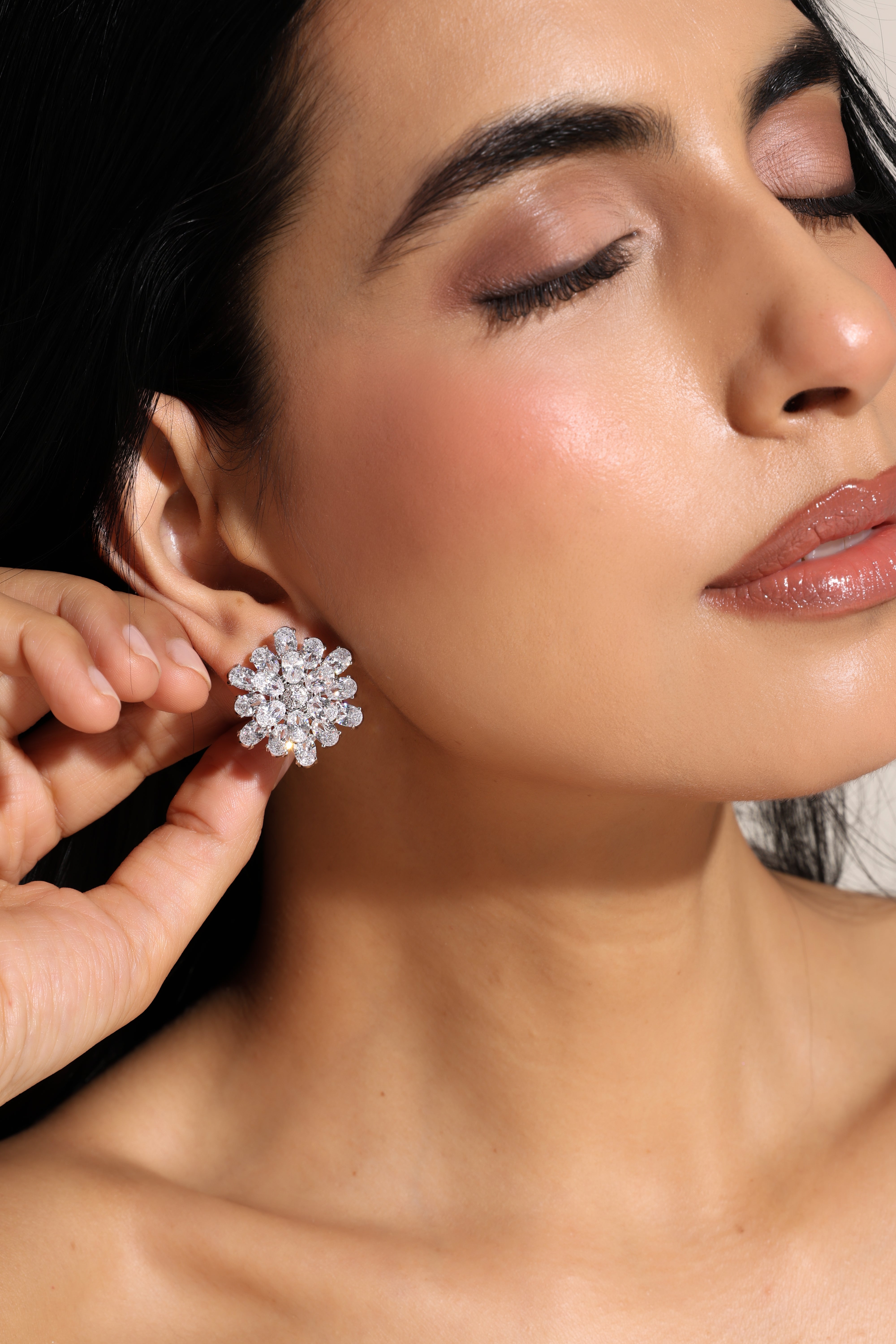 Jolina Studs