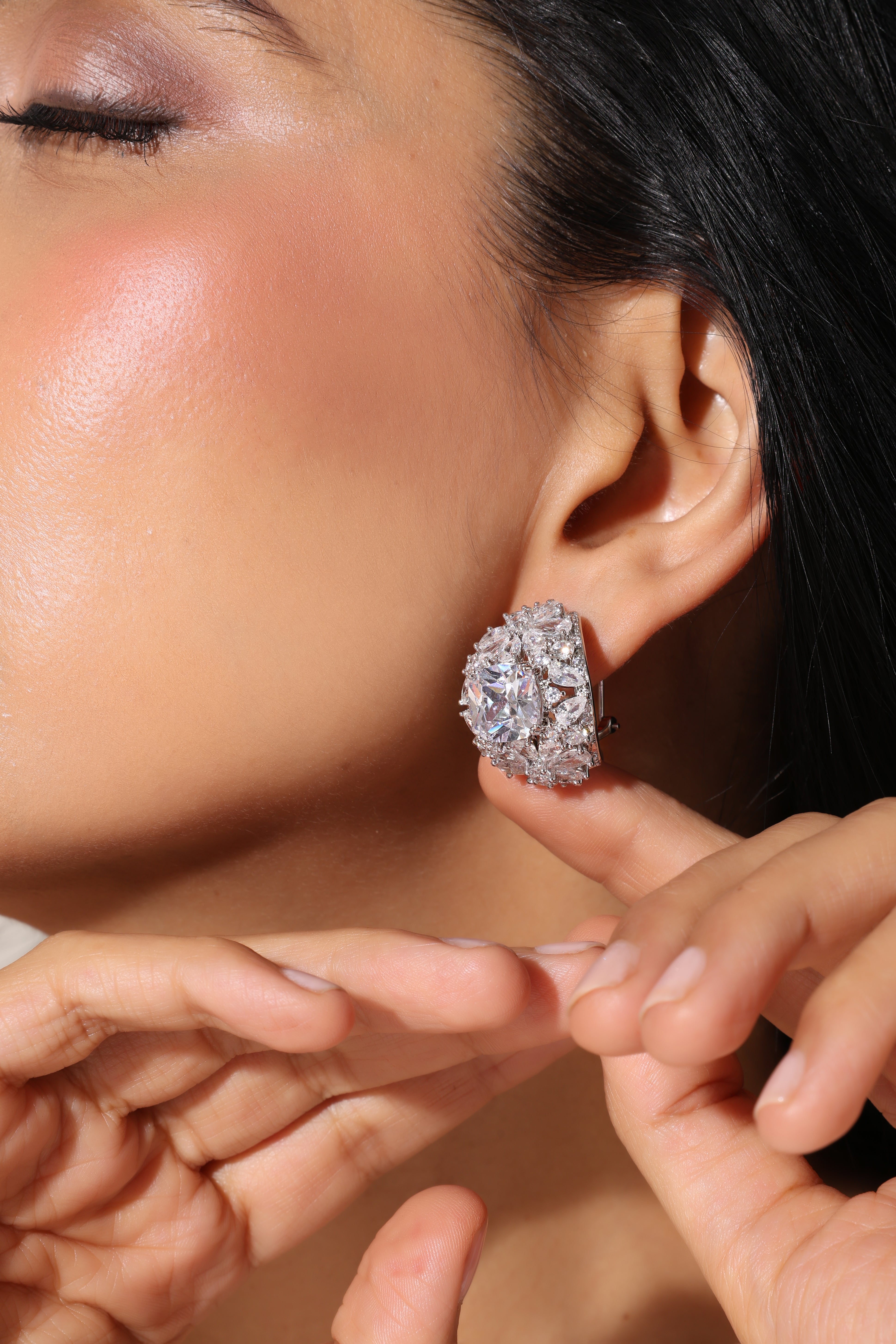 Lucia Studs