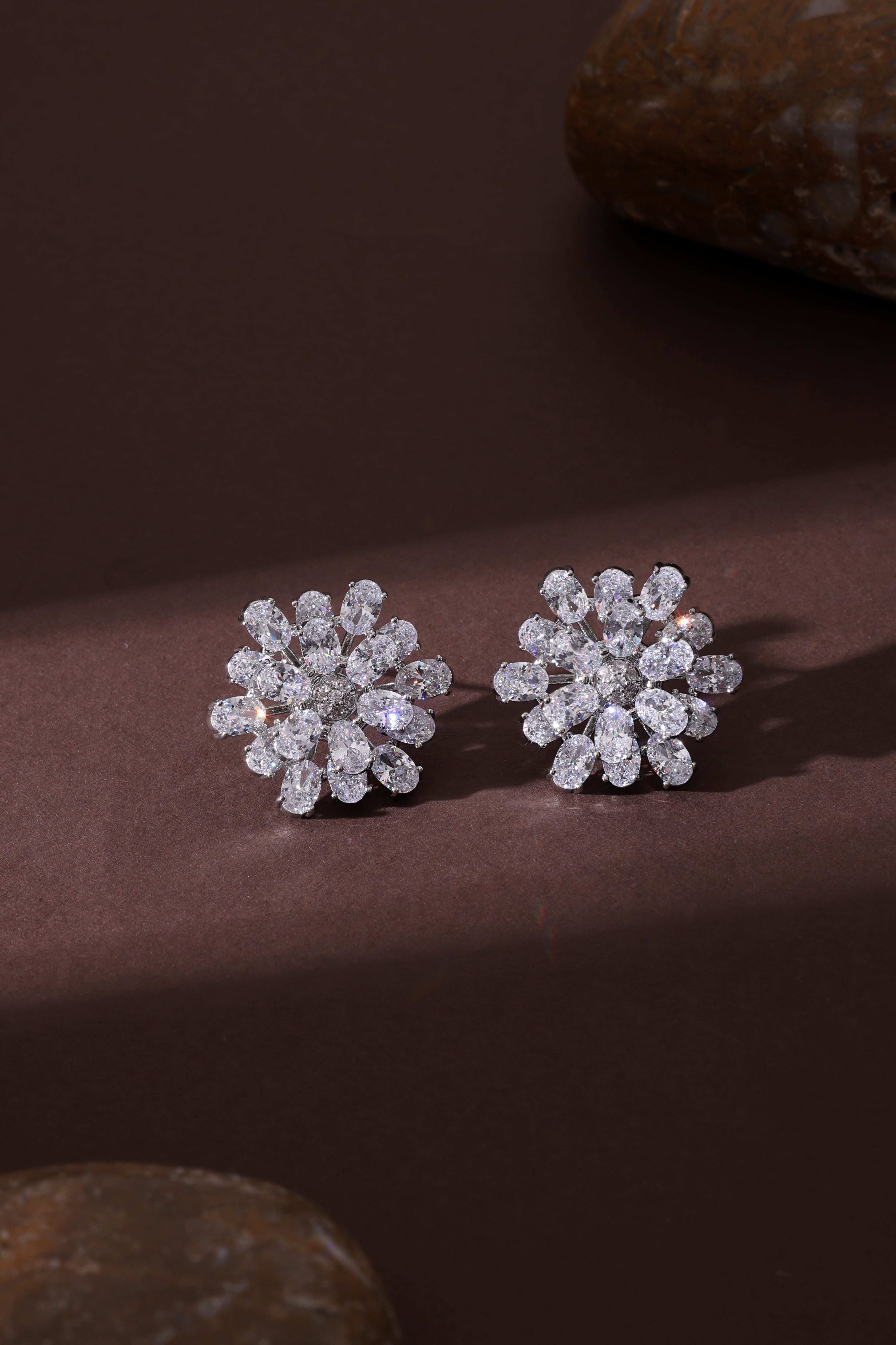 Jolina Studs